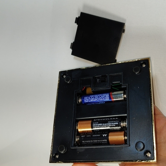 Two Vintage Avon Light Up Clear Pressed Art Glass of Church with Gold Base - Picture 15 of 16